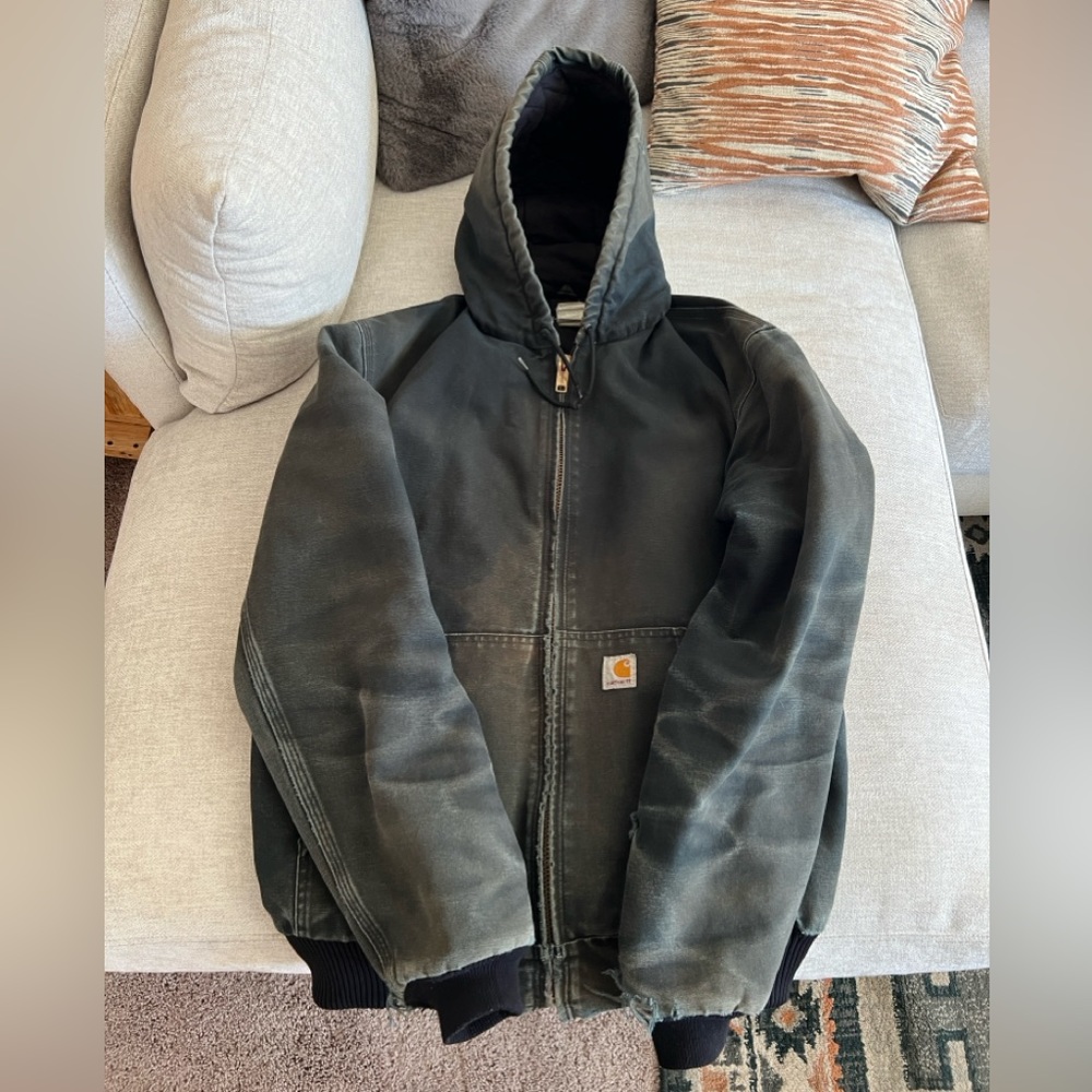 Carhartt Distressed Jacket Size Large Tall